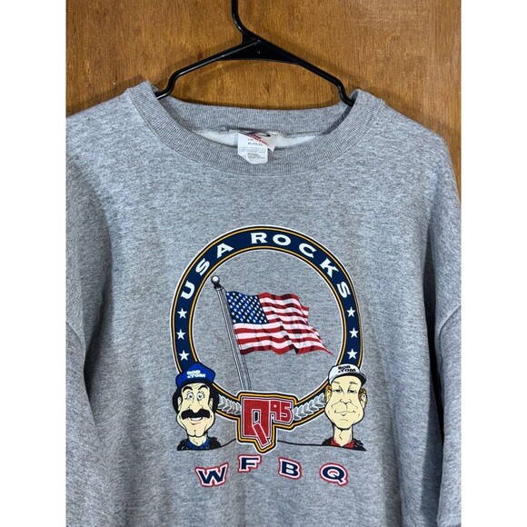 Vintage Bob & Tom WFBQ Q95 Radio‎ USA Rocks Crewneck Sweater Logo Athletic XL - Picture 2 of 9